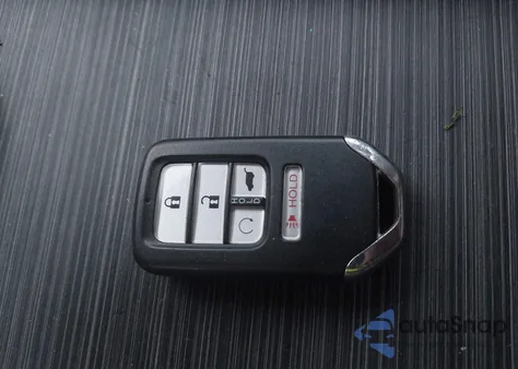 2017 Honda Pilot Touring from USA, damaged, VIN 5FNYF5H9XHB024868